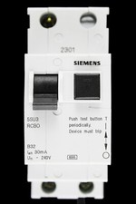 SIEMENS 32 AMP CURVE B 6kA 30mA DOPPELPOLIG RCBO 5SU3
