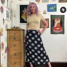 Vintage Floral Midi Skirt, 1990s Navy  Cream Flower Print Rayon, Sz M