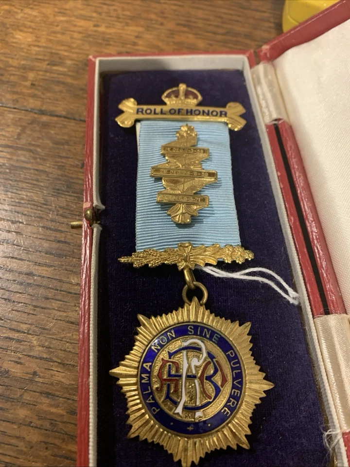 Masonic Roll Of Honor Medal In Original Old Box  - Image 2 of 4
