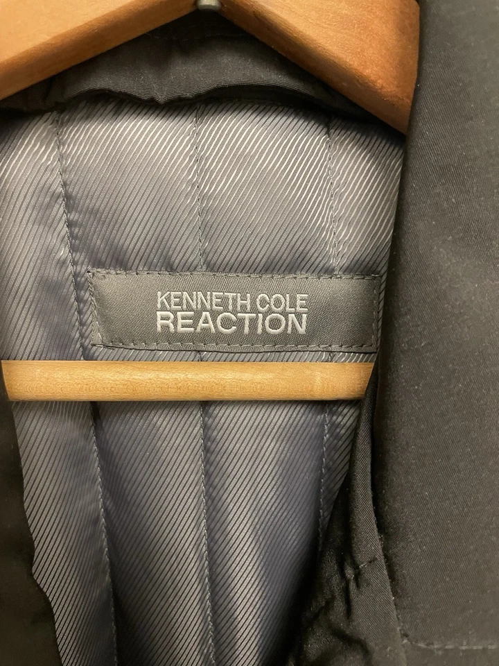 Abrigo de lluvia Kenneth Cole Reaction abotonado con forro de cremallera talla M 40-42 usado en excelente estado Foto 2 de 4