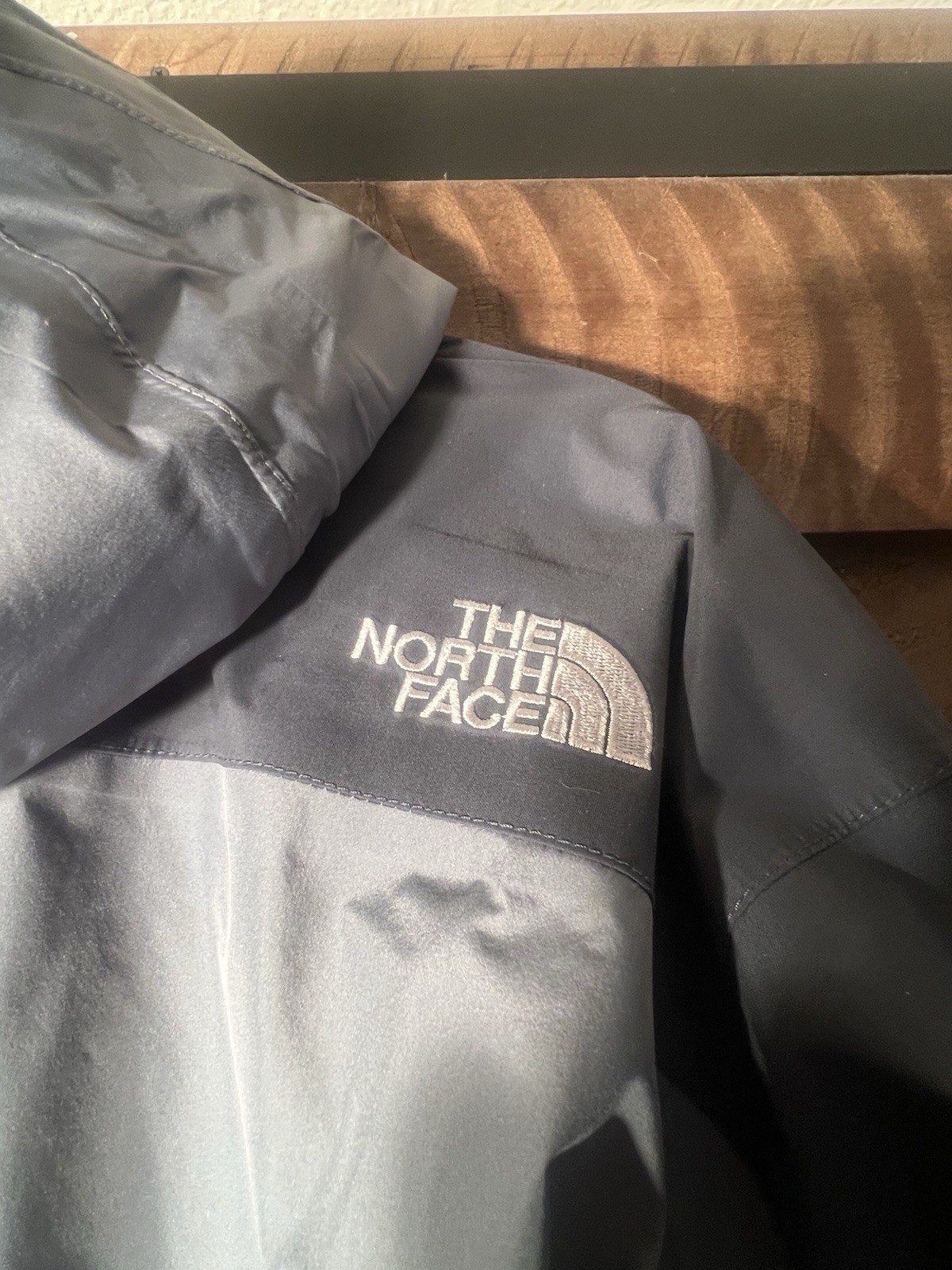 Northface Summit Series Large Jacket - image 3