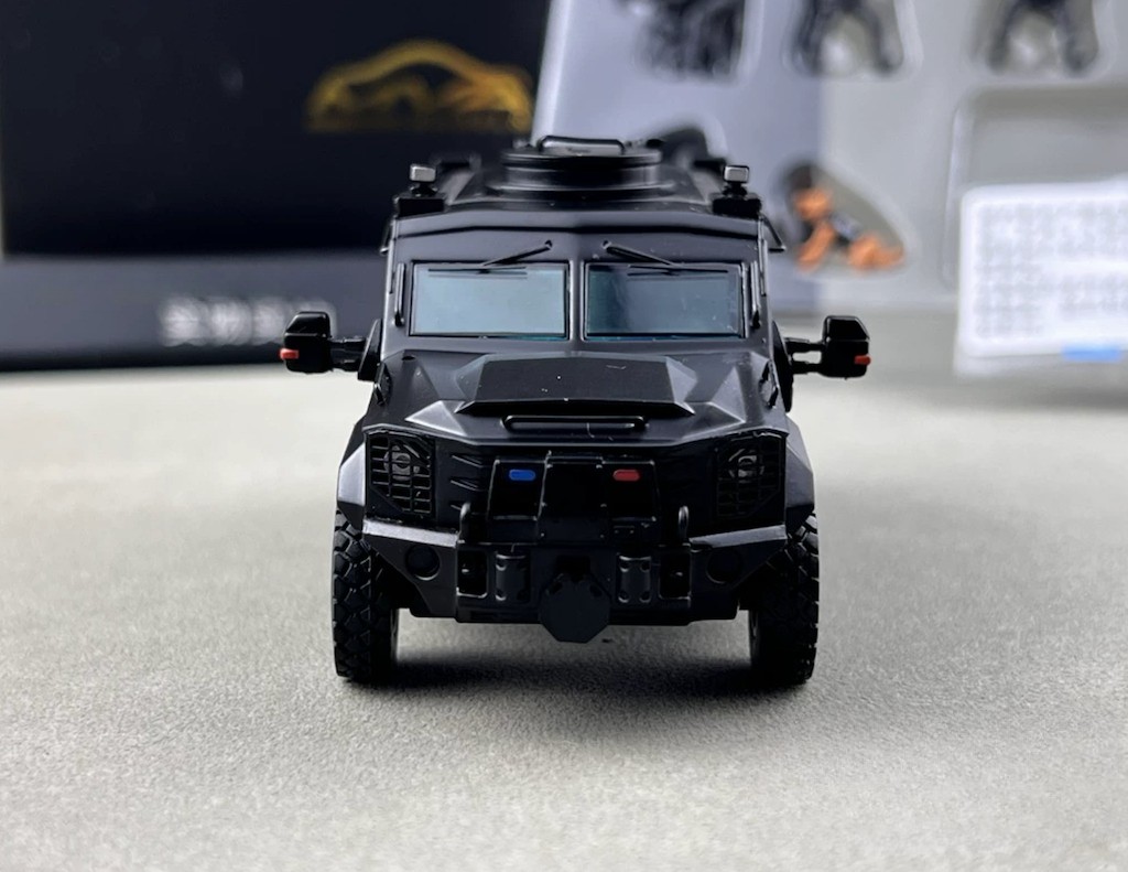 MVA 1:64 Black Bearcat AFV Armored Vehicle Figure Model Diecast