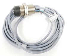 BALLUFF BES-516-217-E4-E-05 INDUCTIVE SENSOR 20-250VAC/DC 5-250mA Sn 15MM