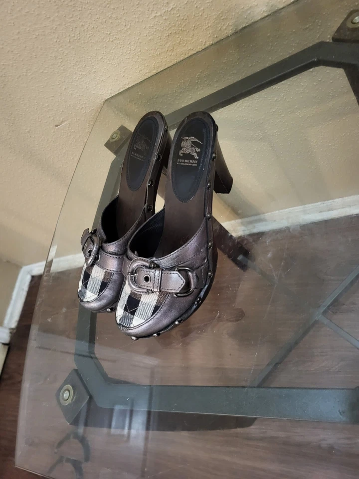 Женские деревянные/тканевые сандалии Burberry. Размер 38/7, Италия, Cond.is V.Gd - Изображение 2 из 4