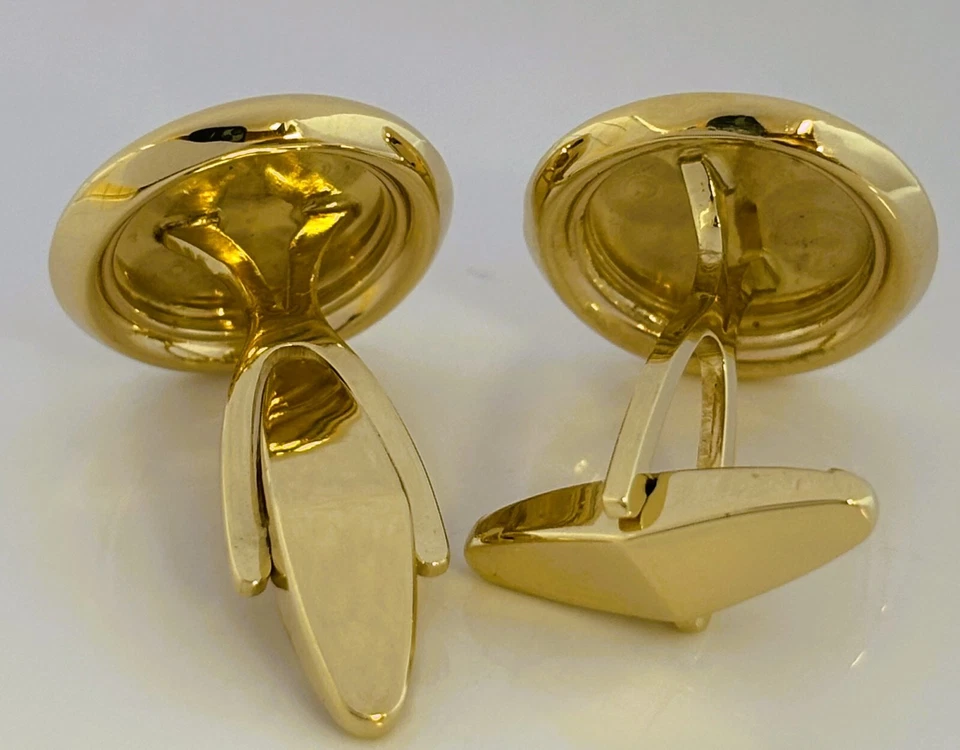 Gemelos Lucien Piccard oro amarillo 14k granate, acabado florentino superior Foto 4 de 4