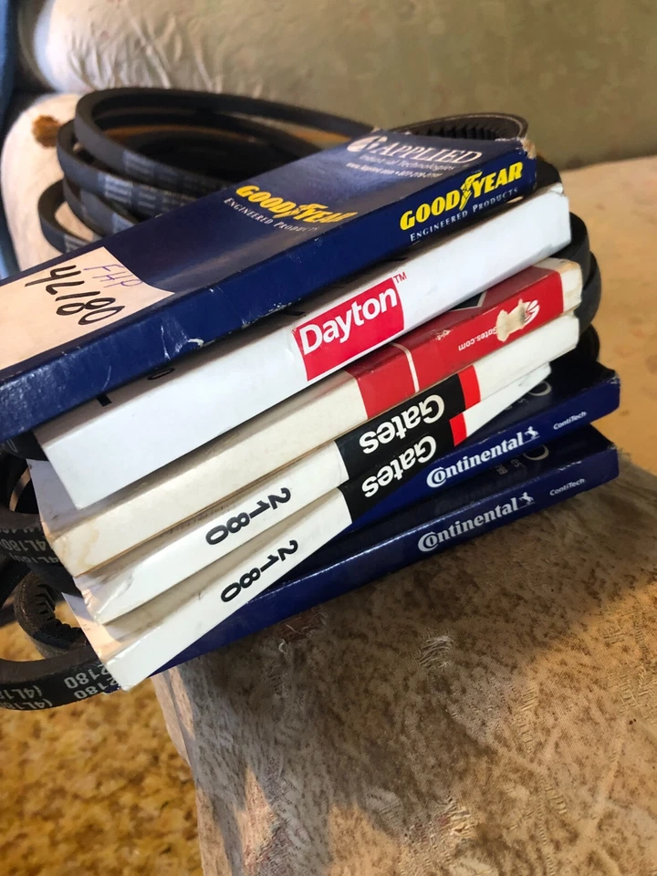 Cinturones en V automotrices 4L180, 3 correas por $25,00 nuevos. Envío gratuito. esto es para 3 Foto 3 de 3