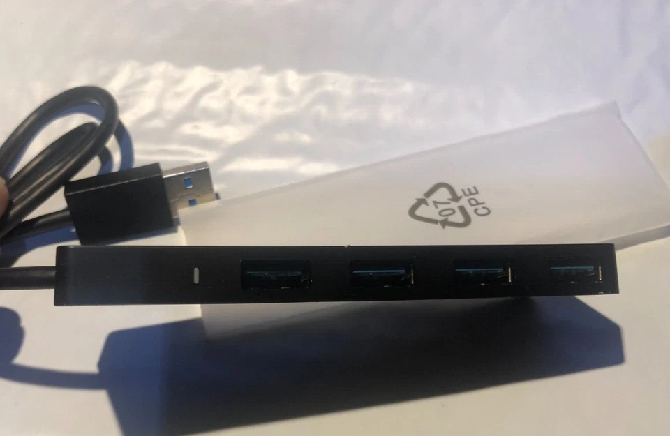 Anker 4-Port USB 3.0 Hub, Ultra-Slim USB Data Hub with 2 ft extension cable.. - Image 4 of 4