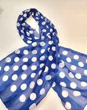 Vintage Berkshire Scarf Size 52x11 Polyester Made in Italy Blue/White