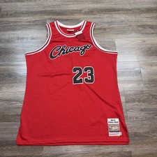 Mitchell & Ness Chicago Bulls Michael Jordan Red 1984/85 Rookie Authentic NWT