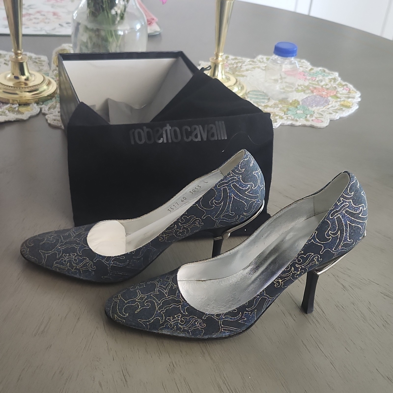 Roberto Cavalli Blue Embroidered Floral Pointed Toe Pumps Women's Size 40