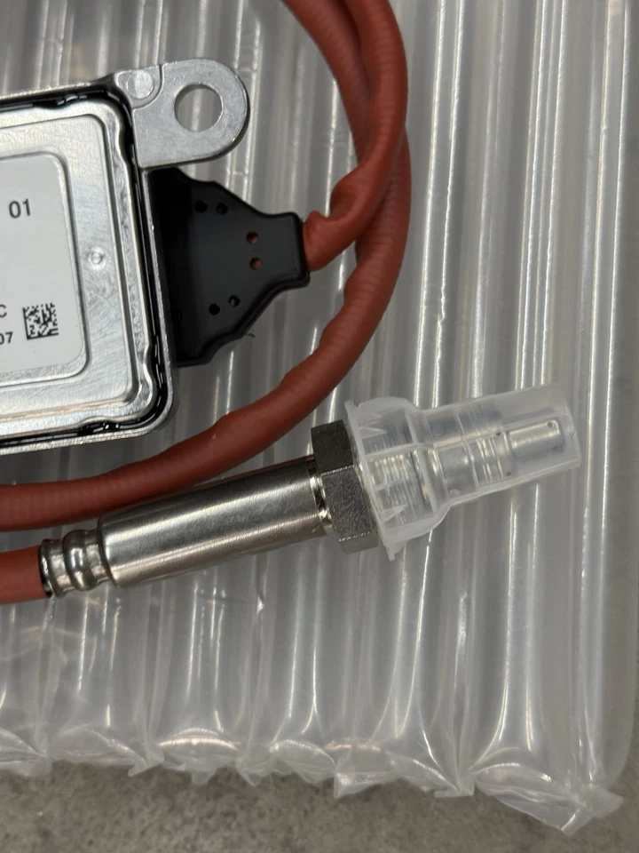 13628589844 Sensor Nox aguas abajo para BMW 328d xDrive F30 2,0 L X5 E70 F15 3,0 L Foto 3 de 4