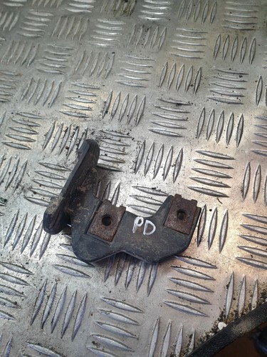 BMW 5 E39 Stoßstangenhalter vorne rechts 51118159362 2.00 Petrol 110kw 13538579