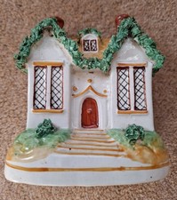 Antike Staffordshire Flat Back 19 Jh. China Spardose Landhaus handbemalt