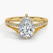 2.15 Ct Pear Cut Certified Diamond Ring In Yellow Gold Finish