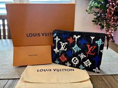 NEW Louis Vuitton Pochette Voyage Graffiti Monogram Eclipse Canvas & Bag Insert!