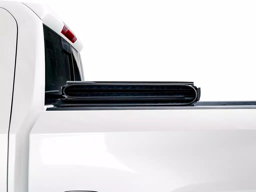 Gator ETX Soft Tri-Fold Tonneau Cover Fits 2017-2022 Nissan Titan