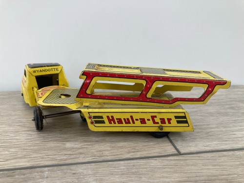 Wyandotte Trucking Car Vehicle Hauler Trailer Semi Truck Metal Tin Litho Toy 482 - Picture 13 of 14