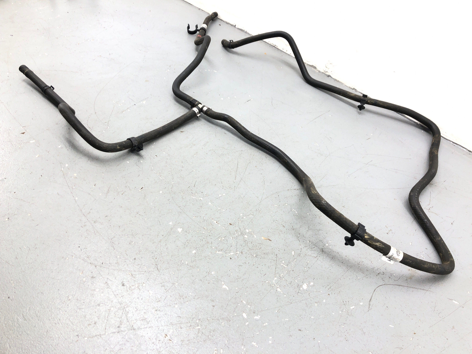 2020-2023 MCLAREN GT 4.0L ENGINE WATER COOLANT HOSE LINE PIPE 22LA003GP OEM 2021