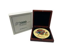Walt Disney World 2000 Cast Holiday Celebration 5 Pin Set WDW Wood Box Vintage