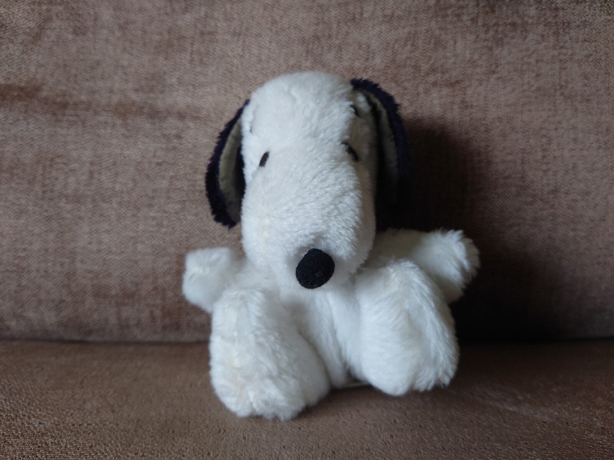 VINTAGE 1968 SNOOPY PLUSH TOY 6