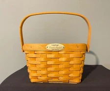 Longaberger Dresden Basket 2000 Edition - was used for display purposes only