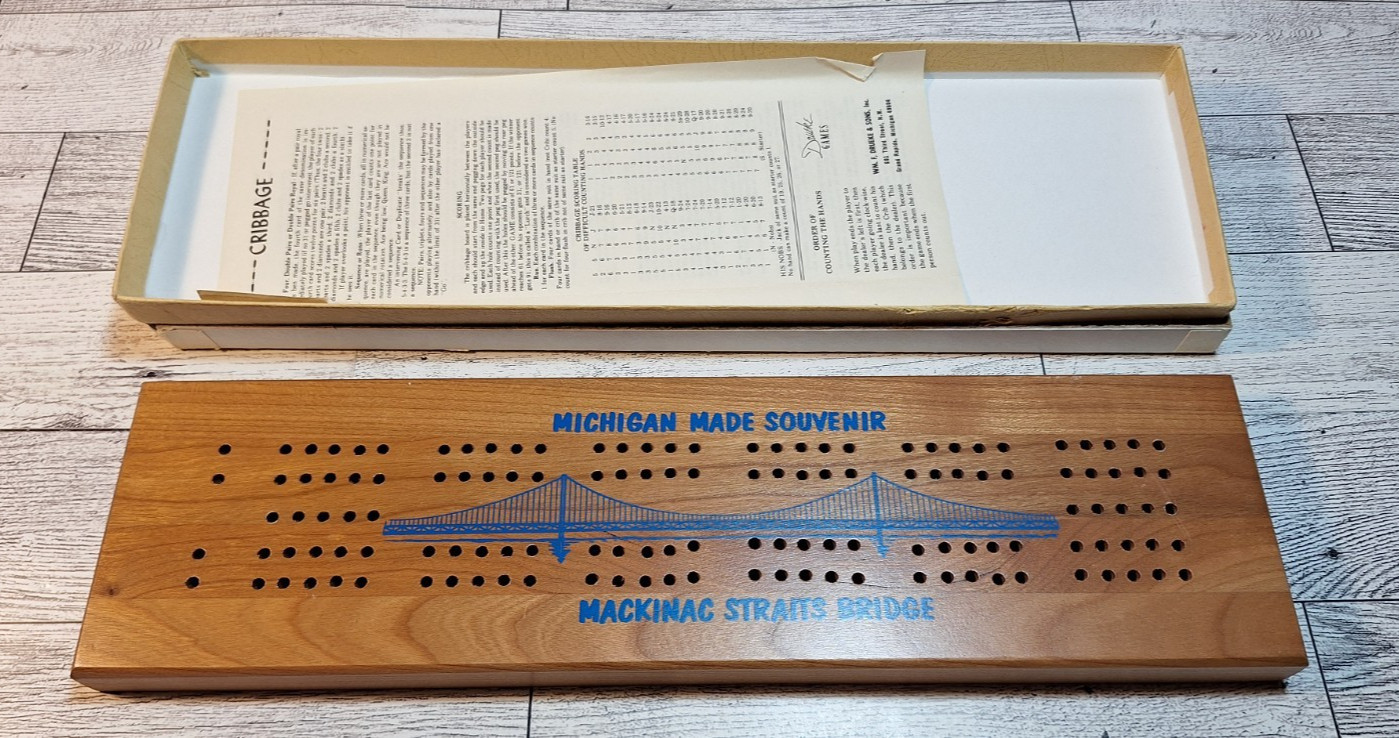 Drueke Vintage Souvenir Cribbage Board Mackinac Straits Bridge With orig. Box
