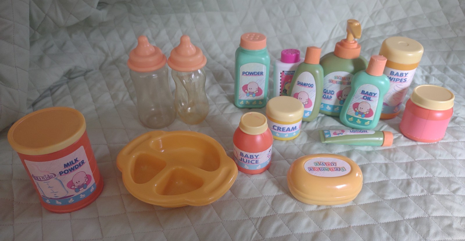 Vintage Baby Doll Nursery Changing Table Playset Accessories