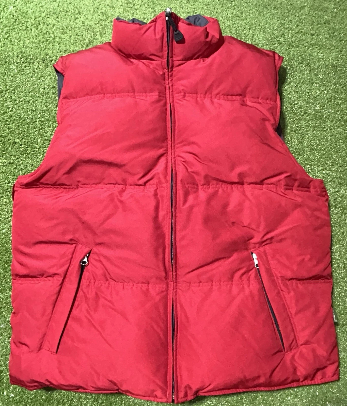 VINTAGE Eddie Bauer Vest Mens Medium Red Goose Down Puffer Reversible Full Zip
Opens in a new window