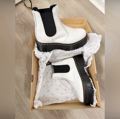 Dr. Martens Women s Leather Chelsea Ankle Boots White/Black Lug Sole US 8