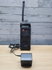 VINTAGE UNIDEN BEARCAT BC-100XLT HANDHELD 100 CHANNEL SCANNER - PARTS OR REPAIR