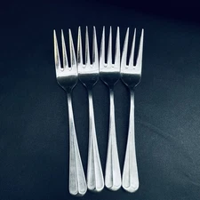 4 Post Road SALAD Forks Northland Oneida Stainless Flatware Fork Korea 3 tine
