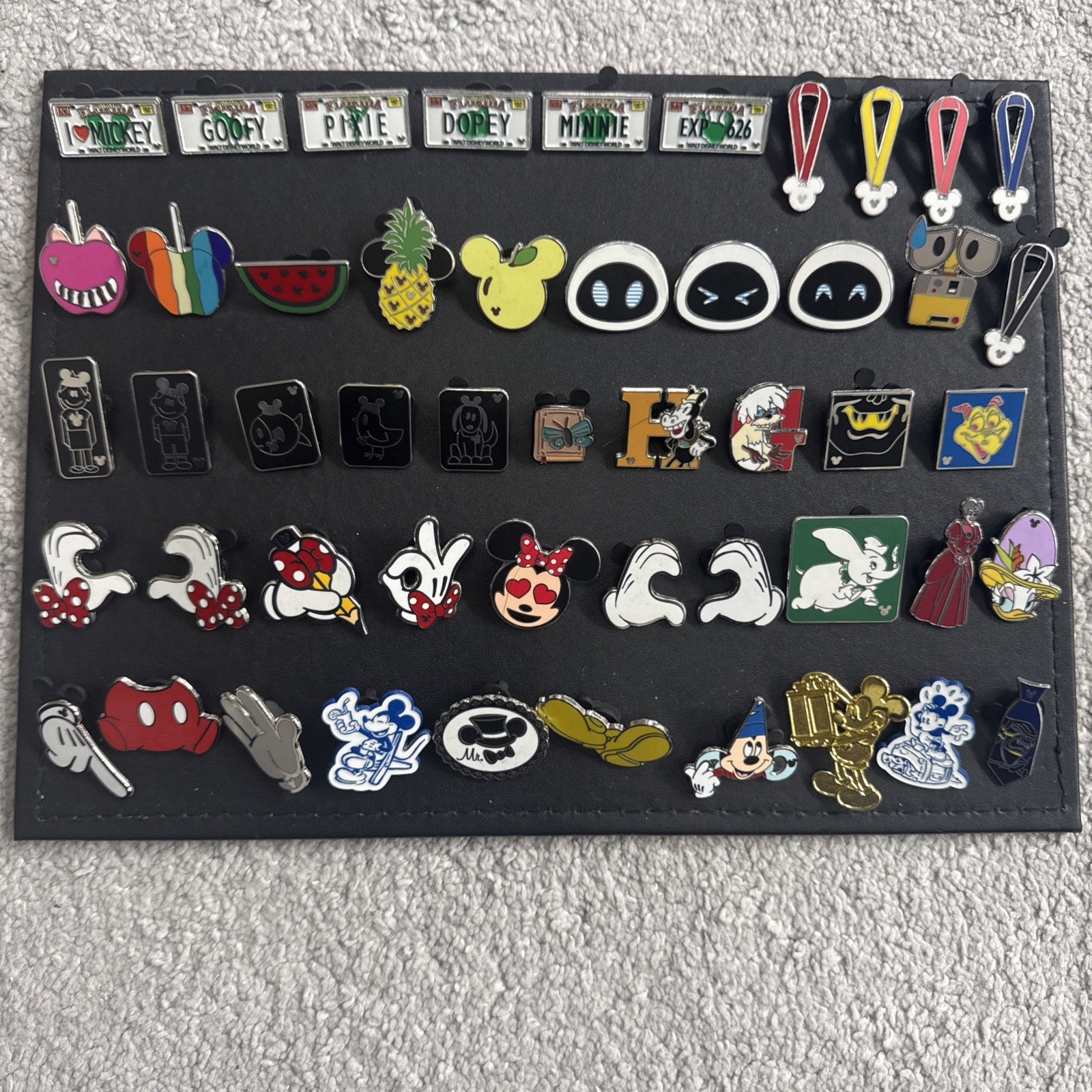 Disney Trading Pins X 50 Assorted Characters UK SELLER For American Parks
