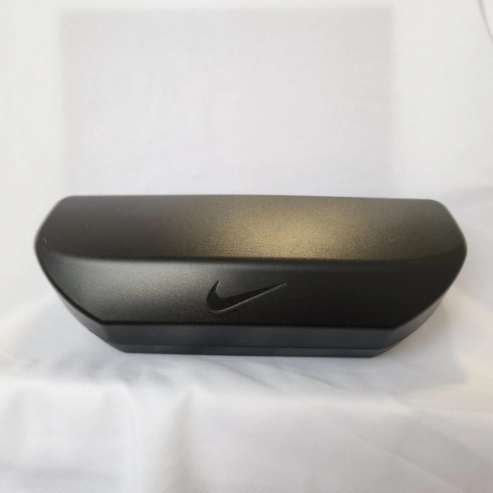 Nike Vision Auténtico Negro Estuche Rígido Deportivo Gafas de Sol Estuche con Almeja Foto 3 de 3
