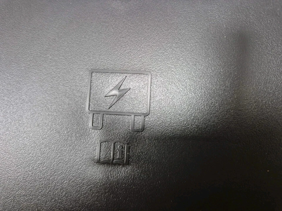 Genuine Mopar Cover Power Distribution Center, Junction Block Cover 68202821AA - Image 4 of 4