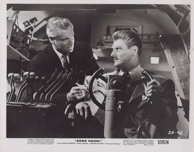Elroy 'Crazylegs' Hirsch + Geoffrey Toone in Zero Hour! (1957)   Photo M 358