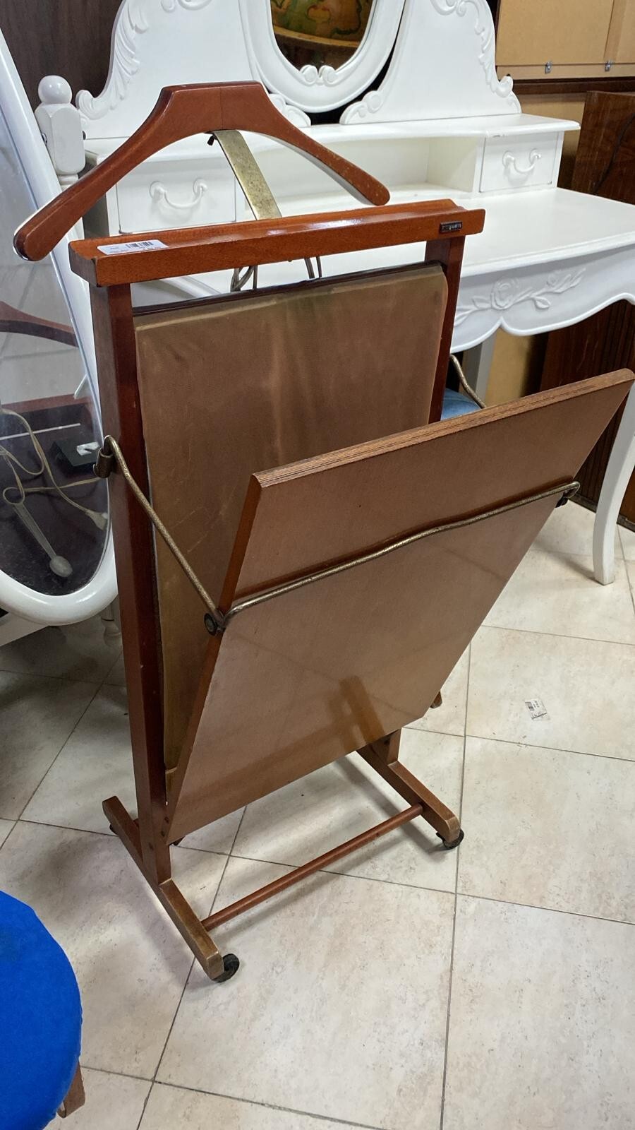 Foto 1 di 4