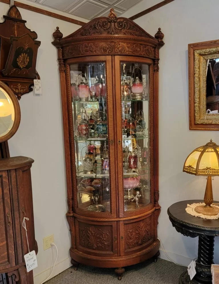 Antique curio cheap