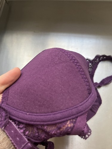 Reggiseno Triumph Pizzo Viola Taglia 2 Coppa C - Foto 4 di 6