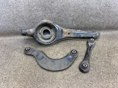 Querlenker hinten rechts 235Tkm Volvo C30 2.0 D3 Facelift 11.1858.069