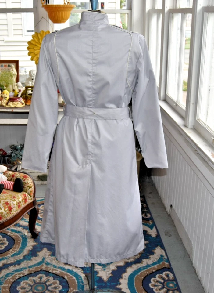 Trench coat vintage década de 1970 Londres neblina com cinto cinza branco tubulação tamanho P-M - Imagem 4 de 4