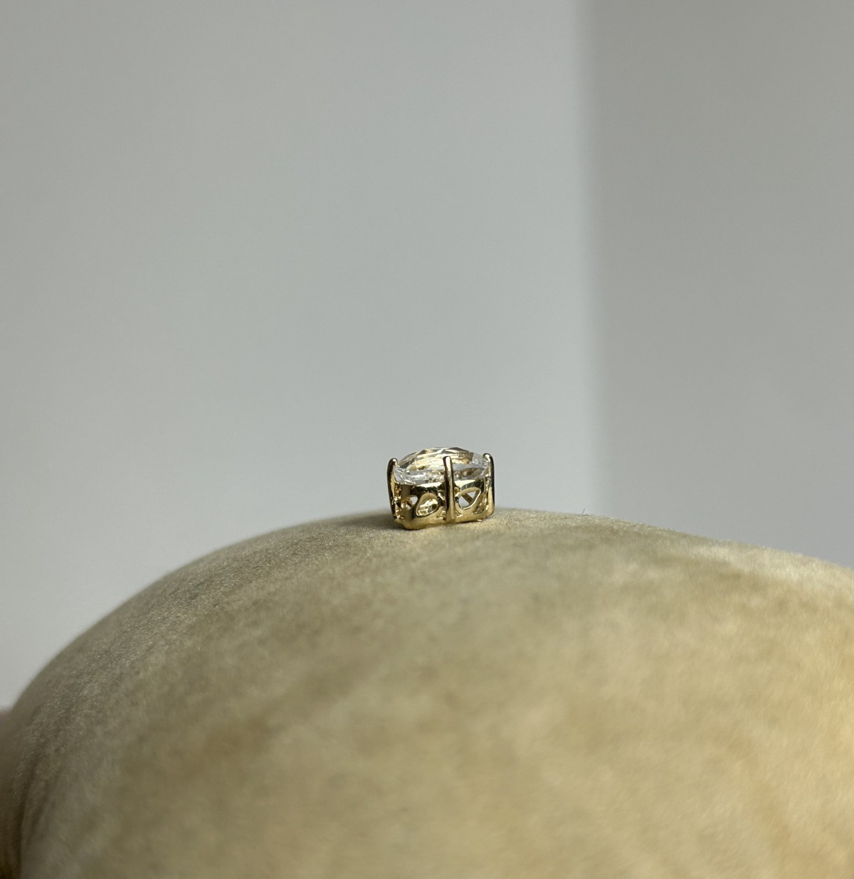 CHARMING 14K YELLOW GOLD RECTANGULAR CUSHION CZ S… - image 10