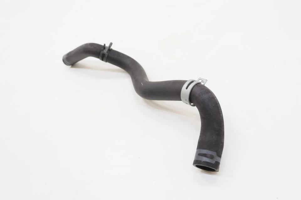 2010 - 2024 TOYOTA 4RUNNER 4.0L ENGINE RADIATOR UPPER WATER COOLANT HOSE OEM - Image 2 of 4