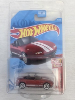 2021 Hot Wheels Treasure Hunt #190 10/10 '91 MAZDA MX-5 MIATA Red Protector Case
