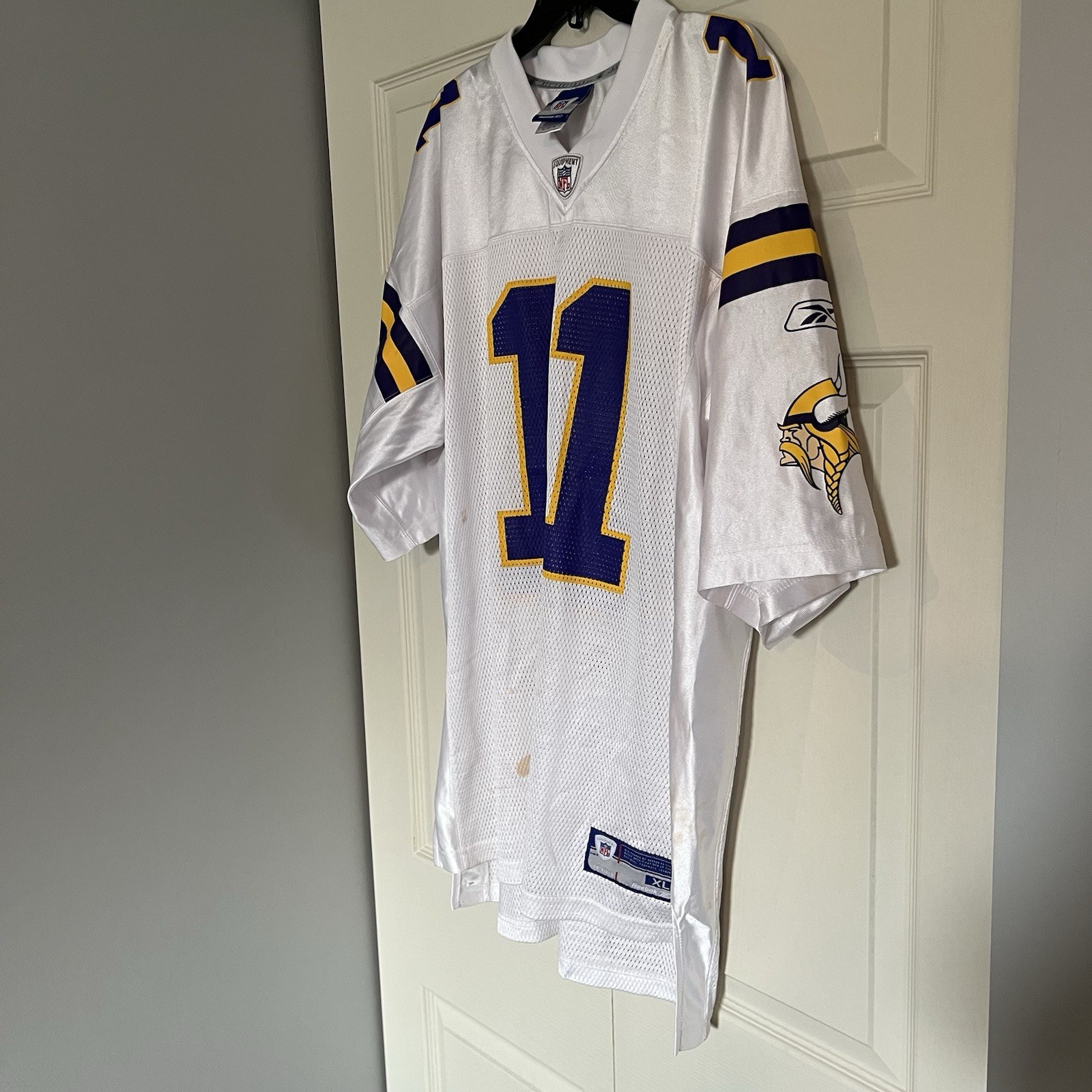 Picture 2 of 6