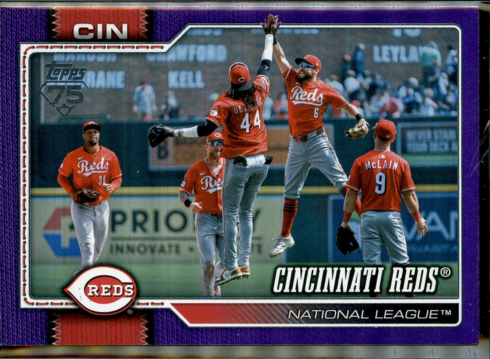 2026 Topps #488 Cincinnati Reds Purple Holo Foil #/250