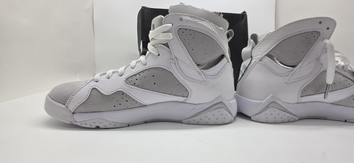 Size 9 - Jordan 7 Retro NEW Pure Money White Pure Platinum 304775