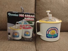 Vintage Donvier Chillfast Ice Cream Maker - 2 Pints - Yellow Rim - Includes Box