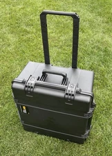 Pelican Storm Case IM2875-No Foam-FREE SHIPPING-excellent condition