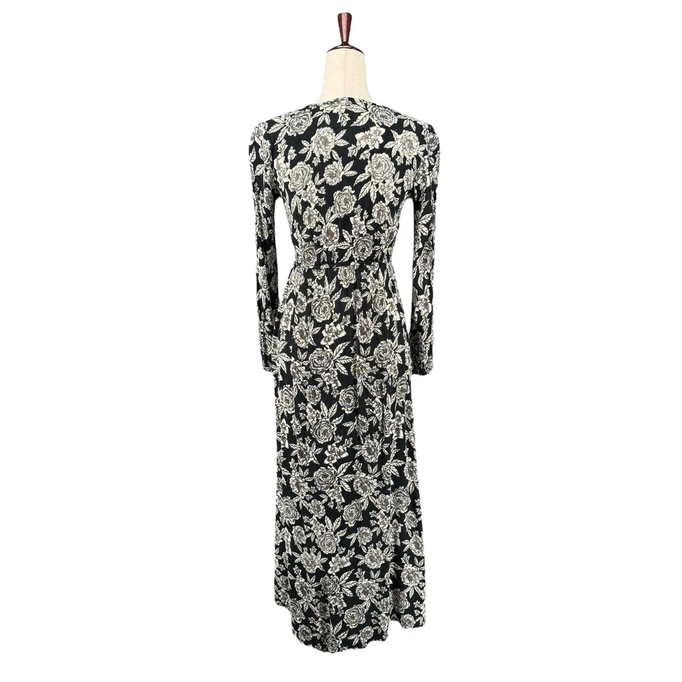 Maxi Vestido Billabong Allegra Floral Con Botones Para Mujer S Negro Blanco Rayón Foto 3 de 4