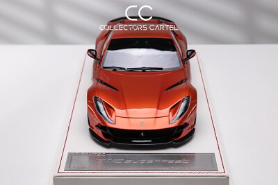 Miniature Ferrari F8 Novitec – Rosso Fuoco – Résine Davis Giovanni – 1/18